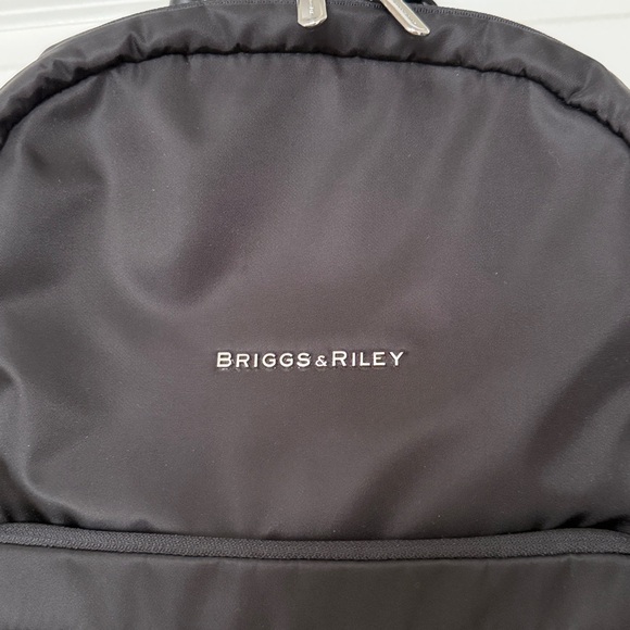Briggs & Riley Rhapsody Essential Backpack - Picture 2 of 11